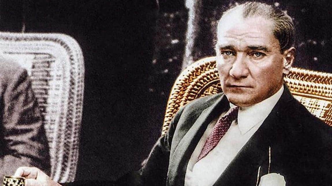 Sizi Seviyoruz, Saygı İle Anıyoruz Mustafa Kemal Atatürk